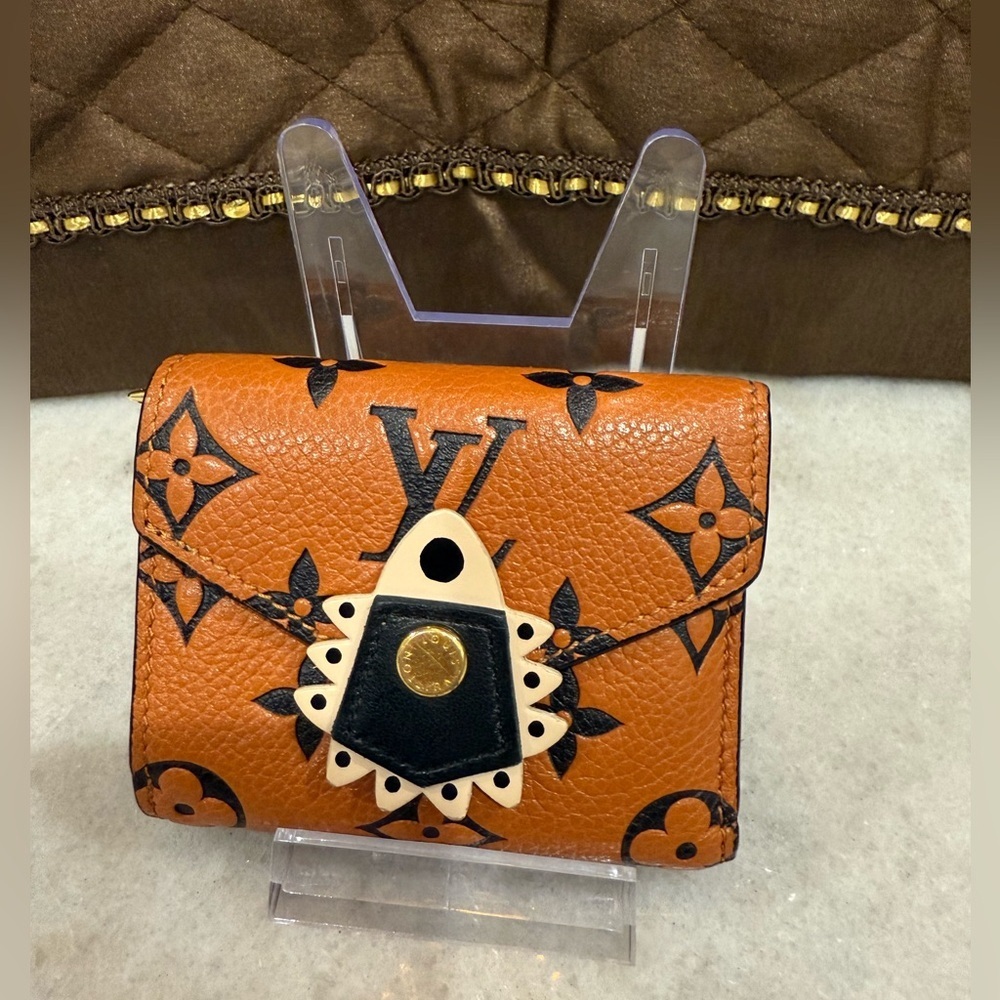 Louis Vuitton Portefeuille Zoe Monogram Trifold Wallet